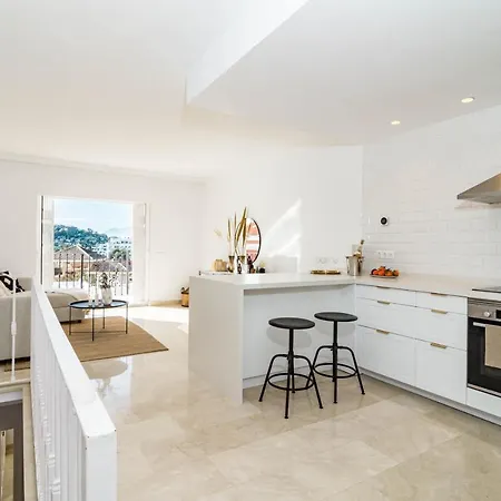 Scandinavian Style Townhouse In Aloha Pueblo מארבלה